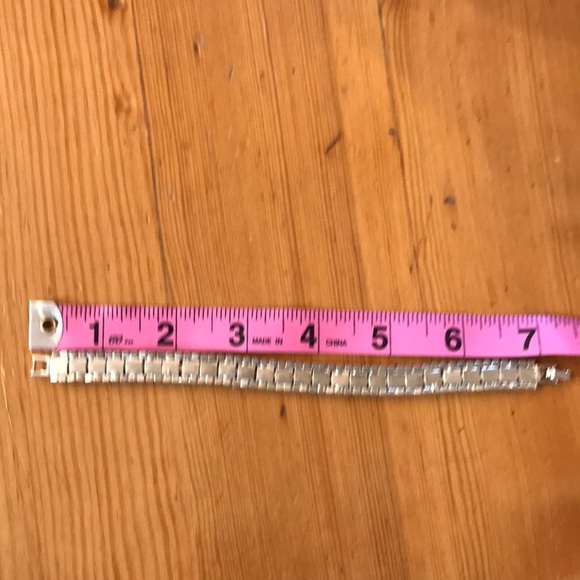 Beautiful Crystal Bracelet! - Picture 5 of 5